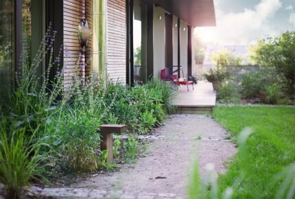 Atelier Flera je originálním tvůrcem malých i velkých zahrad s příběhem